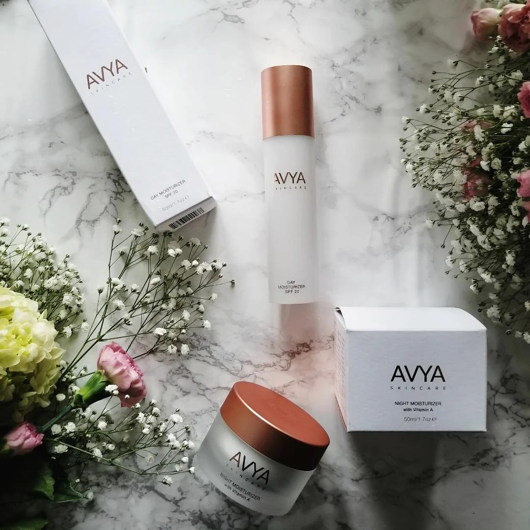 avya skincare product image
