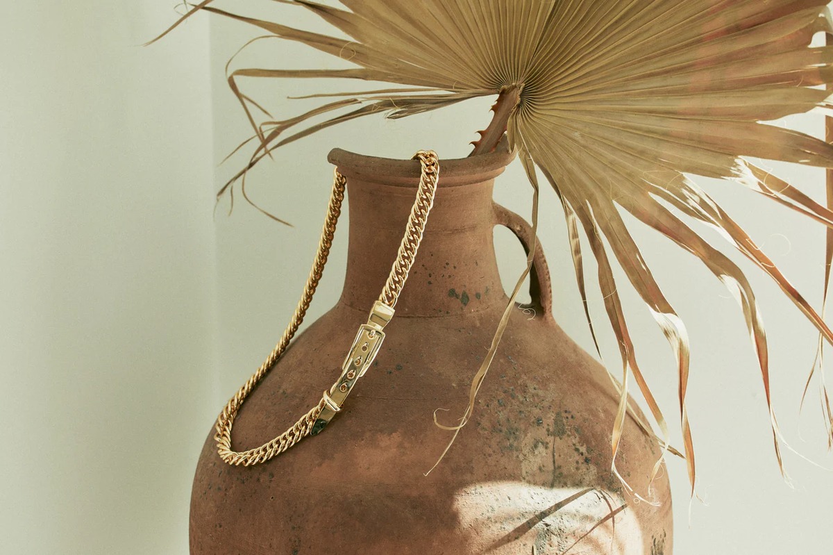 b low the belt product image