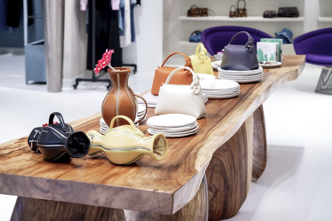 club21 product image